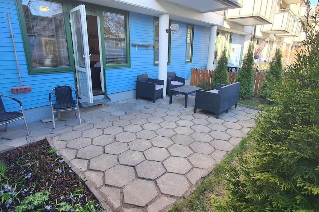 Apartment With Garden Near Metro! Stoccolma Esterno foto